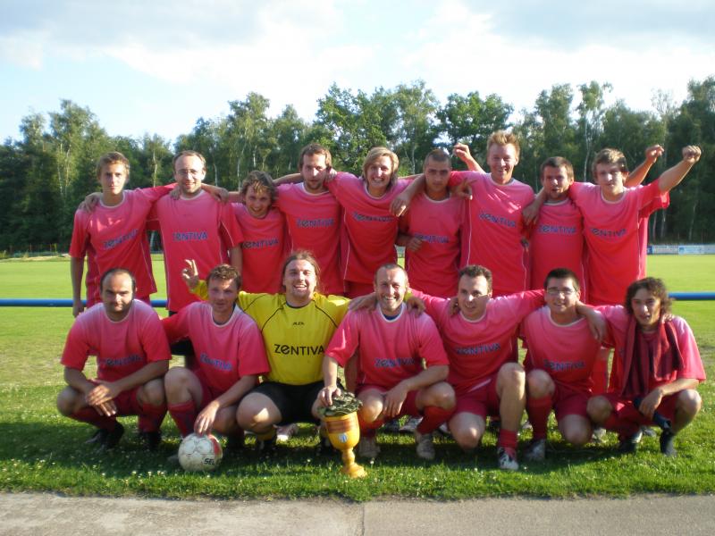 Vítězné gesto turnaje 2011 - STARCE - již popáté vítězně !!!